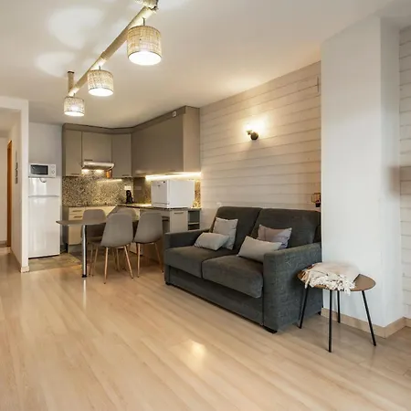 Welcs 322 Emp Con Terraza Y Piscina Apartmán *
