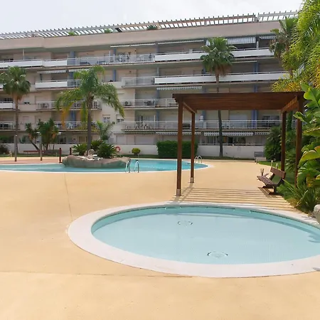 Welcs 322 Emp Con Terraza Y Piscina * Roses
